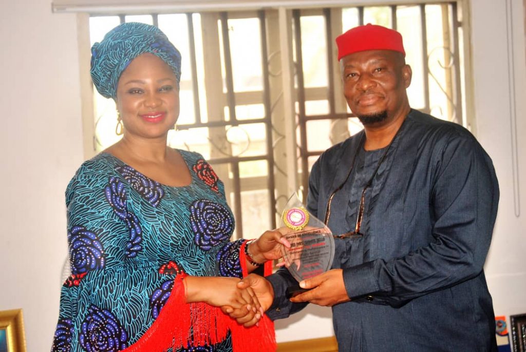 Shimite Bello, Ada Anioma bags AMASS’ Distinguished Award of Excellence for Outstanding Performance,  says ‘I’m blessed working with Okowa