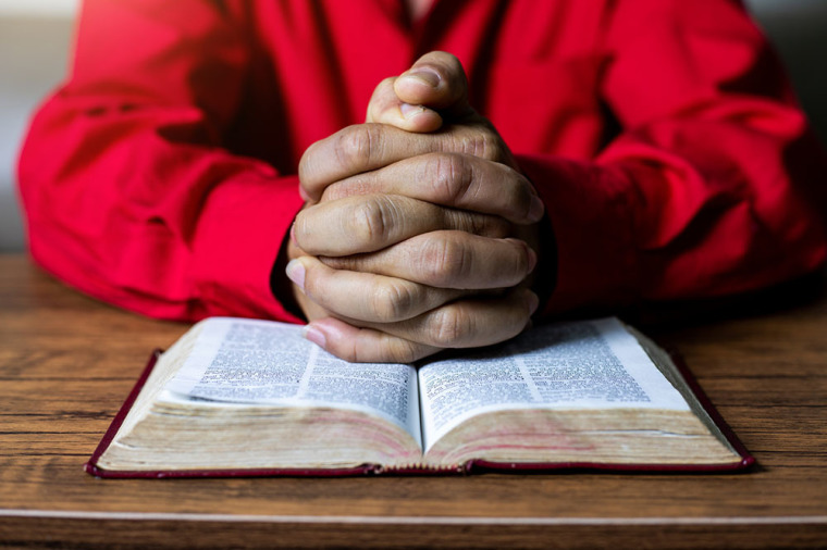 Virginia couple wins battle to hold Bible study at retirement center: settlement