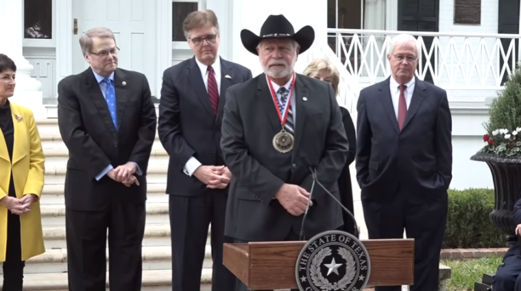 71-year-old volunteer security guard gets Texas’ highest civilian honor for stopping church shooter