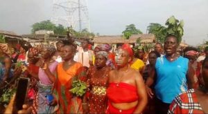 Boy, 15, one other shot, as women protest against lockdown turns bloody in Sapele
