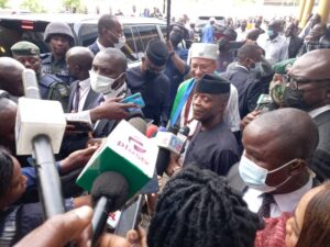 Vice President Osinbajo having interaction with journalists.