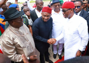 Governor Okowa being received by the Minority Leader, House of Representatives, Rt. Hon. Ndudi Elumelu and PDP governorship candidate in Delta, and Speaker, Delta State House of Assembly, Rt. Hon. Sheriff Oborevwori, left.