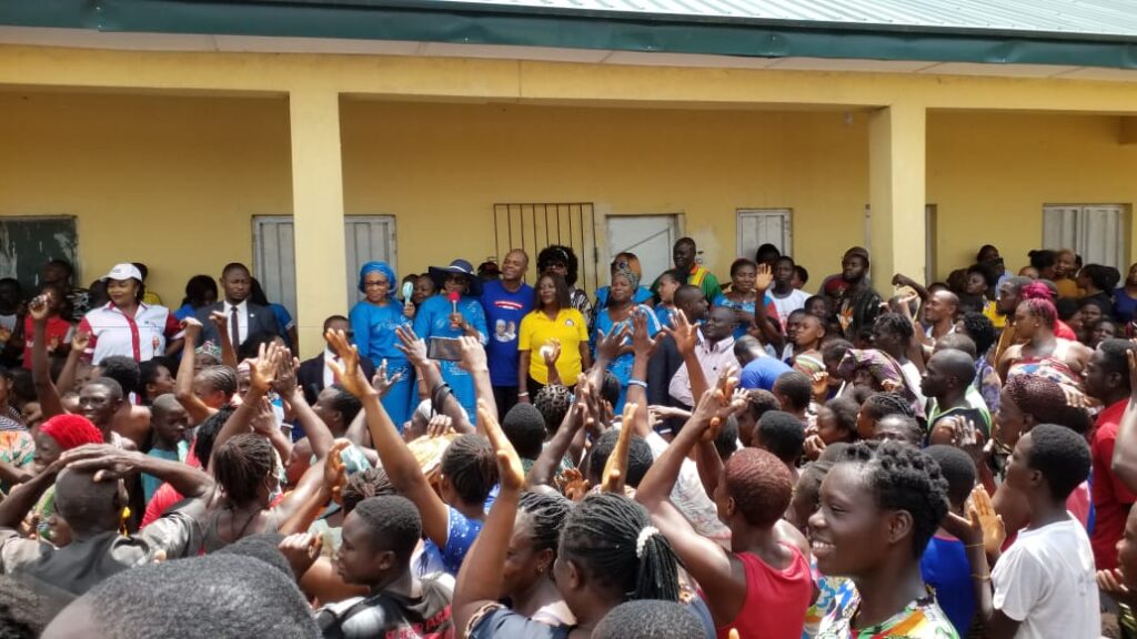 Dame Okowa lauds Ukodhiko’s donation to flood victims