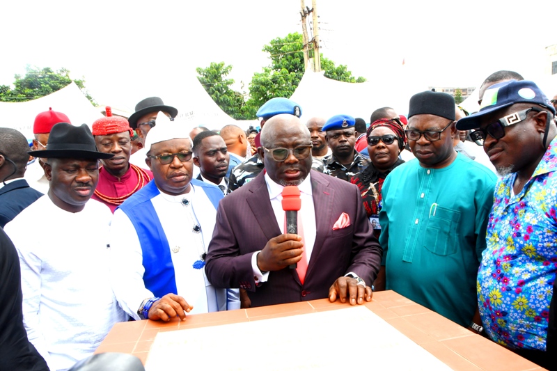 Gov Oborevwori inaugurates  projects in Delta to mark 100 days in office, identifies causes of project abandonment in Nigeria