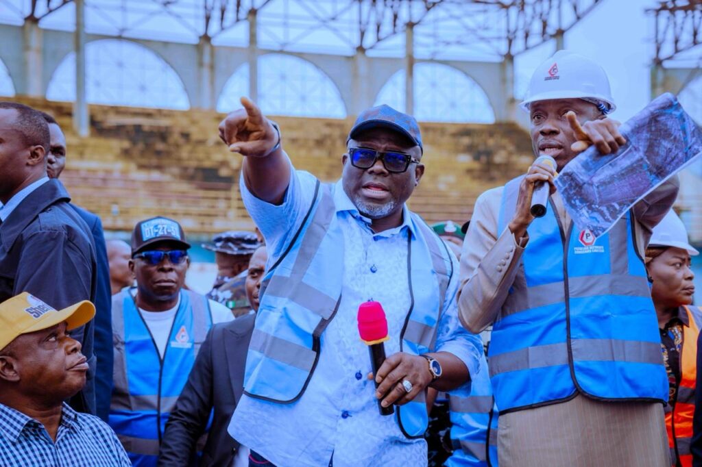 Cheers as Oborevwori inspects Warri Stadium, assures of timely, quality completion