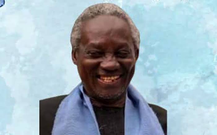 PERSPECTIVE – The clans gathered for Brother Okello Oculi as he paddled across