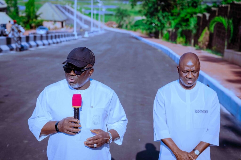 Oborevwori inspects Asaba Waterfront, slams contractors over dredging delays