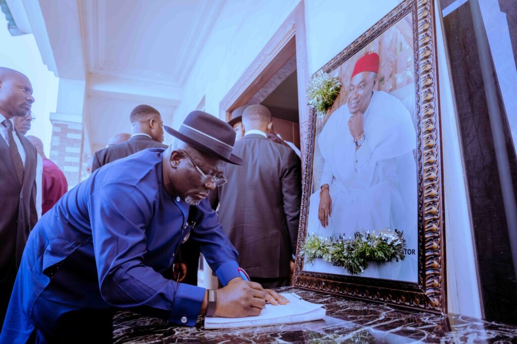 Oborevwori visits Nwaoboshi, Ojei families, says Delta has lost rare leaders