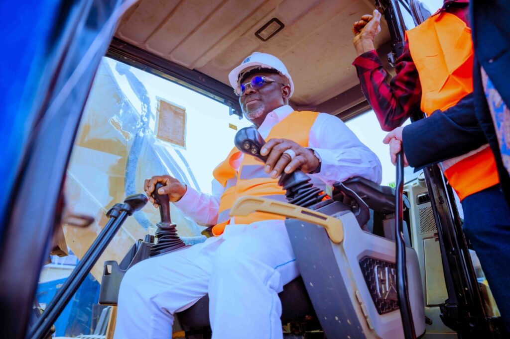 Oborevwori breaks ground on N59.7bn Agbor–Uromi flyover, vows safer roads, balanced Development