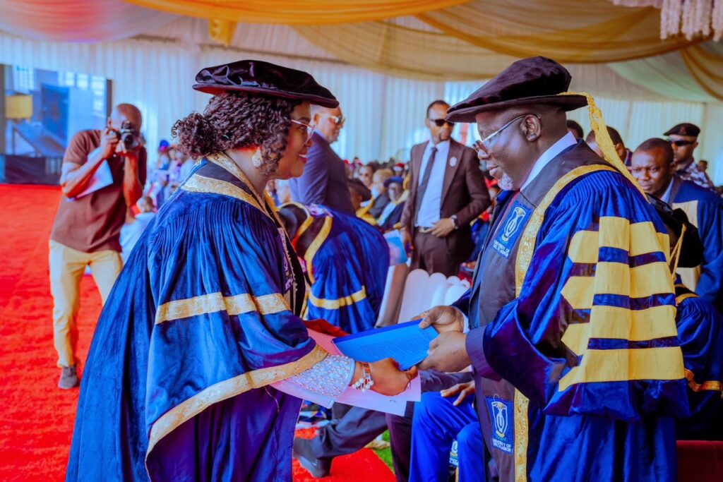 UNIDEL graduates 1,606 in maiden convocation, Governor rewards first-class students with N500,000 each