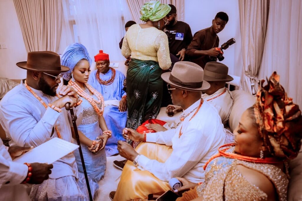 Oborevwori’s son, Innocent, takes Arigbodi’s daughter, Tobore for wife, in grand Urhobo traditional ceremony