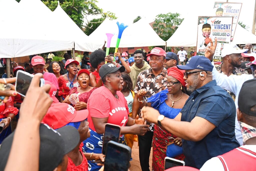 POLITICS – Ochei sets Onicha-Ukwu politically ablaze: Jubilant crowds hail NDC’s new direction as Delta North embraces liberation!